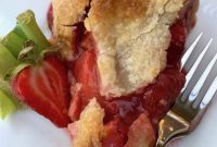 Grandma’s Strawberry Rhubarb Pie