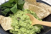 The Ultimate Tomato-Free Guacamole