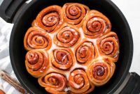 Remoska-Baked Cinnamon Perfection