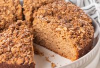 Cinnamon Apple Streusel Cake