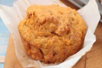 Spiced Vegan Carrot Muffins