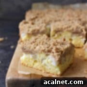 Pear Crumble Cake