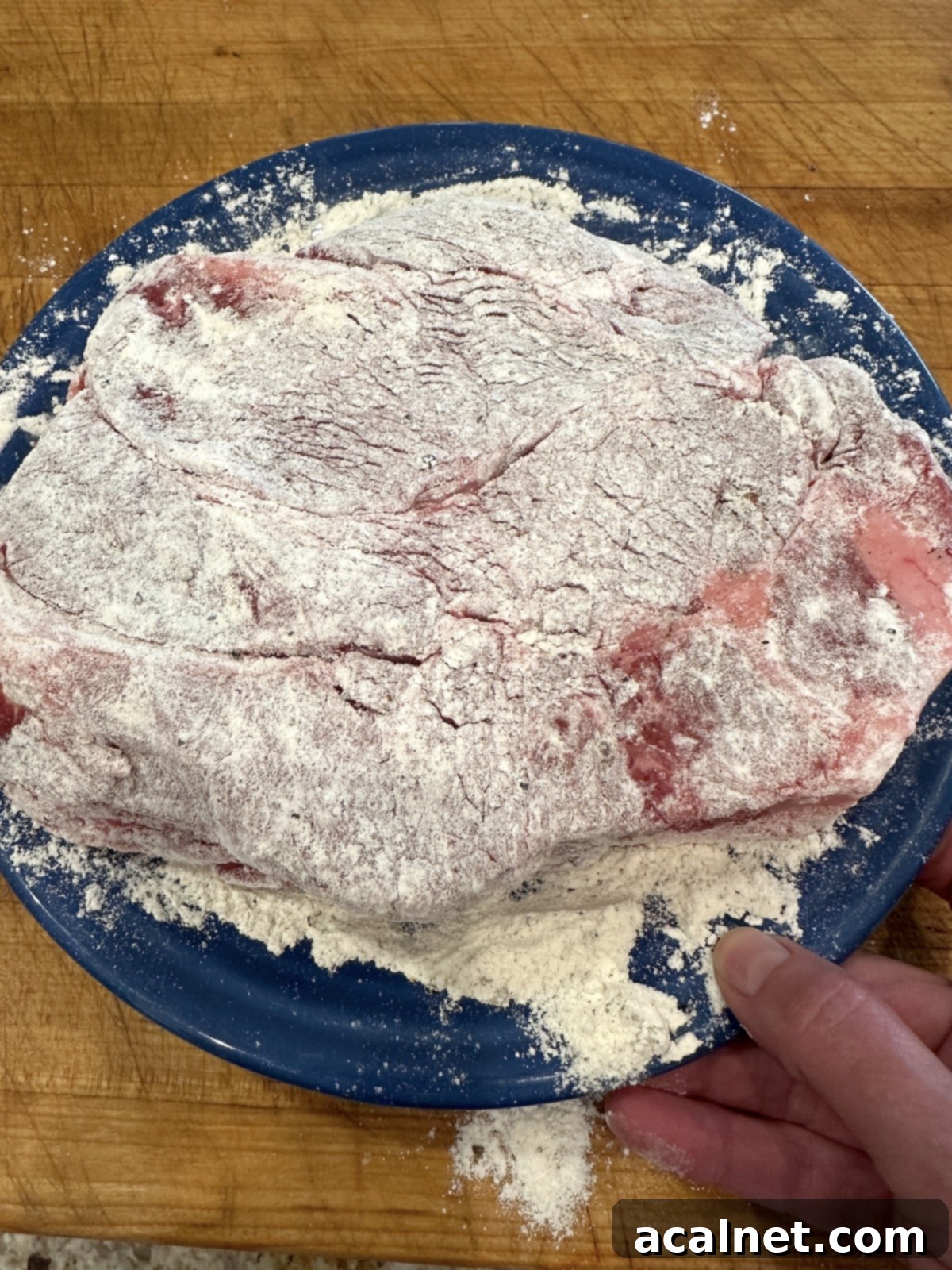 Pot roast covered in flour.