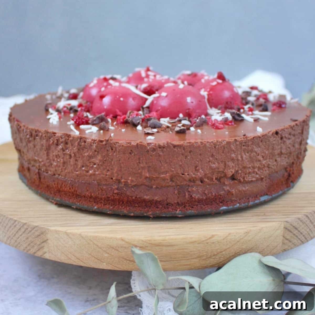 Close up on the cake over a wooden cake stand