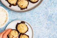 Honey-Sweetened Coconut Macaroons Recipe
