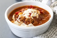 Comforting Pizza Soup Recipe for Cozy Weeknights