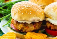 Cajun Crawfish Burger Recipe: Juicy, Flavor-Packed Sandwich