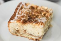 Apple Coffee Cake Recipe: Moist Spiced Apple Cake for Brunch