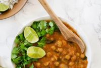 Instant Pot Chana Masala: Fast Chickpea Curry (Cholay)
