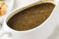 Creamy Mushroom Gravy Recipe for Roasts and Mashed Potatoes