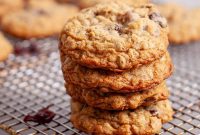 Chewy Oatmeal Cherry Cookies Recipe for Homemade Snacking