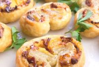 Savory Puff Pastry Palmiers: Crispy Cheese & Herb Bites