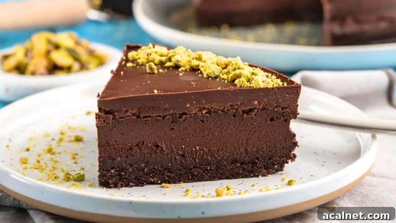 No-Bake Vegan Date & Chocolate Cake