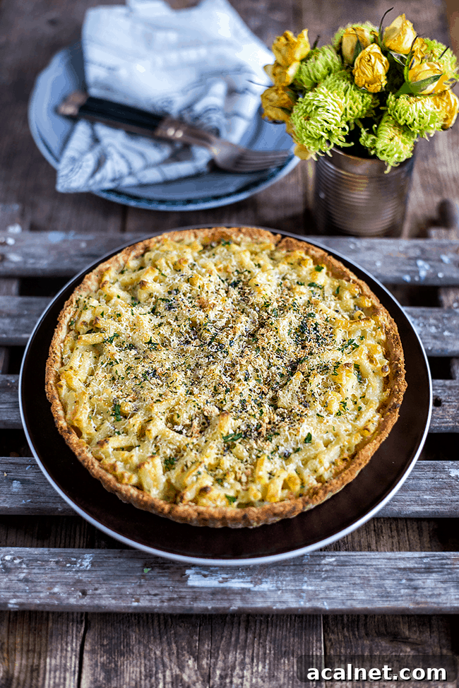 Mac n' Cheese Pie