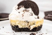 Cookies and Cream Cheesecake with Oreo Crust